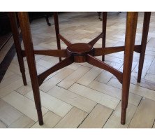 Morris and Co. A rare fine quality side table with shaped top and six legs - Thumbnail 6