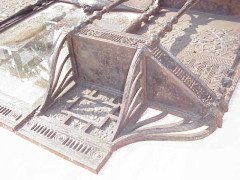Thomas Jeckyll for Barnard Bishop and Barnard. An Anglo-Japanese cast iron overmantle - Thumbnail 10