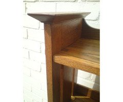 Wylie and Lochhead. An Arts and Crafts oak adjustable bookcase - Thumbnail 3