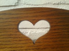 Wylie and Lochhead. An Arts and Crafts oak adjustable bookcase - Thumbnail 4
