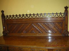 Edwards and Roberts. A Gothic revival oak sideboard/buffet - Thumbnail 3
