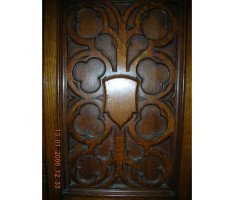 Edwards and Roberts. A Gothic revival oak sideboard/buffet - Thumbnail 11