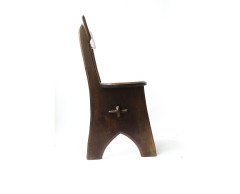 E W Pugin. An interesting oak chair - Thumbnail 2