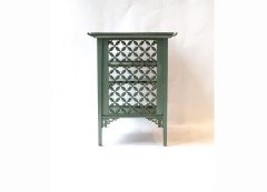 An Anglo-Japanese sidetable - Thumbnail 3