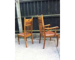Liberty and Co (attributed). A set of seven Arts and Crafts oak dining chairs - Thumbnail 4