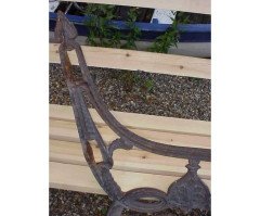 Coalbrookdale, The Lily Pad design. A pair of cast iron benches with fine fern leaf detailing - Thumbnail 18