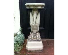 A rare set of stoneware garden ornaments and matching bird bath - Thumbnail 1