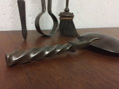 Gordon Russell. A set of Cotswold School hand wrought iron fire utensils - Thumbnail 10