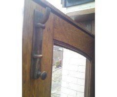 Arthur Simpson. A good early Arts and Crafts oak bookcase - Thumbnail 8