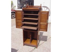 Marsh Jones and Cribb. A stunning quality Aesthetic Movement walnut filing/music cabinet - Thumbnail 3