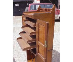 Marsh Jones and Cribb. A stunning quality Aesthetic Movement walnut filing/music cabinet - Thumbnail 4