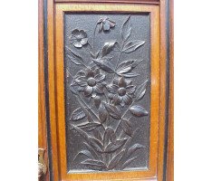 Marsh Jones and Cribb. A stunning quality Aesthetic Movement walnut filing/music cabinet - Thumbnail 11