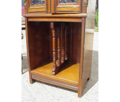 Marsh Jones and Cribb. A stunning quality Aesthetic Movement walnut filing/music cabinet - Thumbnail 16