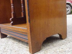 Marsh Jones and Cribb. A stunning quality Aesthetic Movement walnut filing/music cabinet - Thumbnail 18