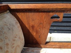 Liberty and Co. A stylish super quality solid oak Arts and Crafts chaise lounge - Thumbnail 4