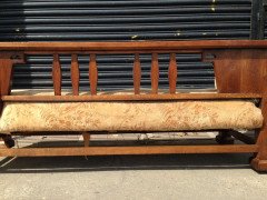Liberty and Co. A stylish super quality solid oak Arts and Crafts chaise lounge - Thumbnail 6