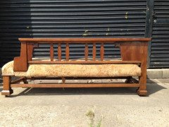 Liberty and Co. A stylish super quality solid oak Arts and Crafts chaise lounge - Thumbnail 7