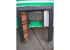 A late Victorian or early Edwardian tiled fireplace - Thumbnail 1