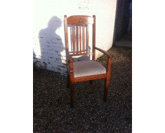 Shapland and Petter. An Arts and Crafts oak armchair - Thumbnail 1